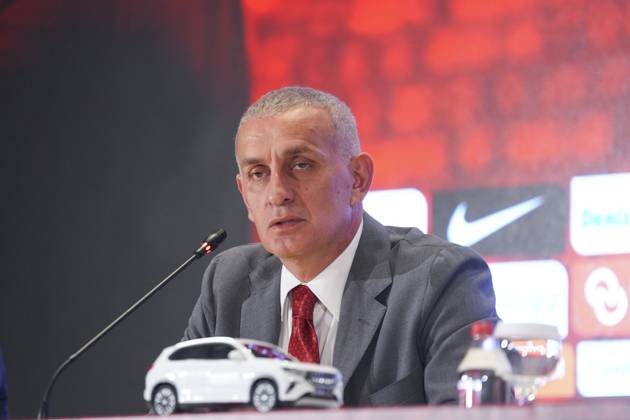 Vincenzo Montella signs a new 2-year contract with the national team, Nationalteam ISTANBUL, TURKIYE - JUNE 30: Turkish Football Federation (TFF) President Ibrahim Haciosmanoglu and Turkish National Football Team Head Coach Vincenzo Montella (not seen) attend a ceremony at the TFF Hasan Dogan National Teams Camp and Training Facilities after Montella’s contract was extended for two more years in Istanbul, Turkiye, on June 30, 2025. Agit Erdi Ulukaya Anadolu Istanbul Turkey. Editorial use only. Please get in touch for any other usage.  Copyright: x2025xAnadoluxAgitxErdixUlukayax