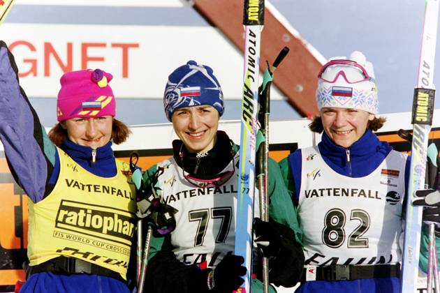 950205 Skiing, Swedish Skiing Games, women, 10 km, classic The prize podium from left Jelena Välbe, Russia two, Nina Gavriljuk, Russia one and Larisa Lasutina, Russia three,  Copyright: BILDBYRAN BB950205BB036