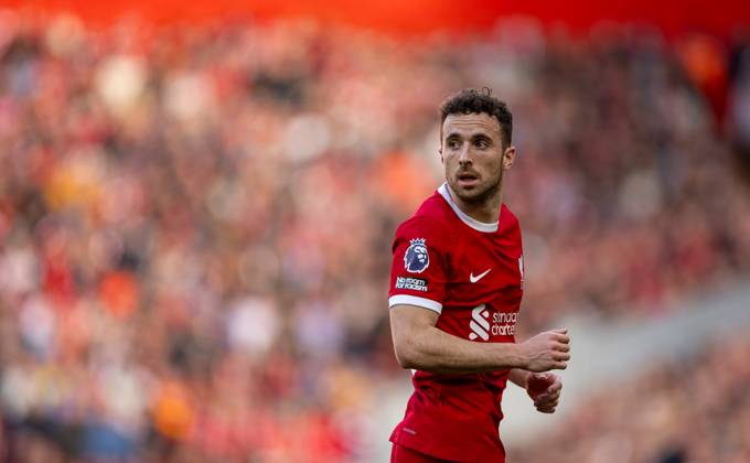 Football - FA Premier League - Liverpool FC v Nottingham Forest FC LIVERPOOL, ENGLAND - Sunday, October 29, 2023: Liverpool s Diogo Jota during the FA Premier League match between Liverpool FC and Nottingham Forest FC at Anfield. Liverpool won 3-0. (Photo by David Rawcliffe Propaganda) LIVERPOOL Anfield MERSEYSIDE ENGLAND Copyright: xDavidxRawcliffex 2023-10-29-059-Liverpool_Notts_Forest