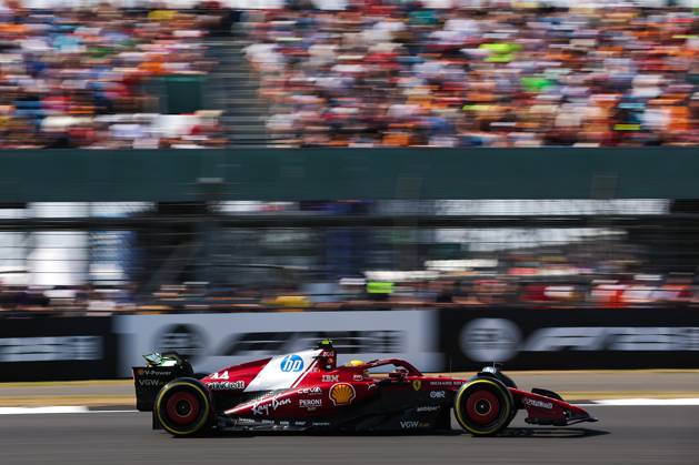 F1 - BRITISH GRAND PRIX 2025 44 HAMILTON Lewis (gbr), Scuderia Ferrari SF-25, action during the Formula 1 Qatar Airways British Grand Prix 2025, 12th round of the 2025 FIA Formula One World Championship, WM, Weltmeisterschaft from July 4 to 6, 2025 on the Silverstone Circuit, in Silverstone, United Kingdom - SilverstoneUnited Kingdom Copyright: xEricxAlonsox