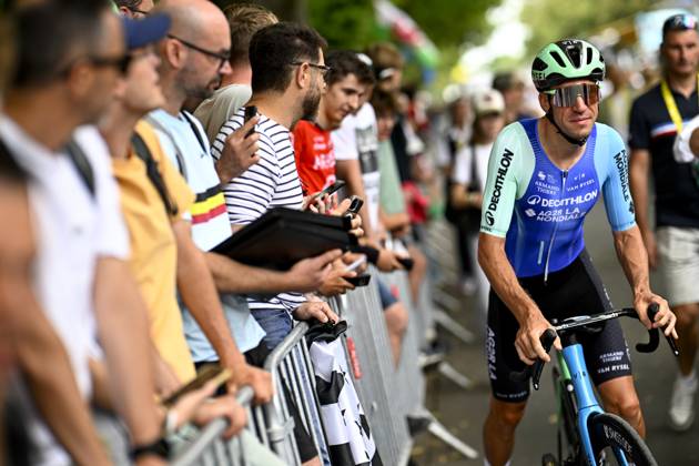 French Bruno Armirail of Decathlon AG2R La Mondiale Team pictured at the start of the first stage, Lille Metropole to Lille Metropole (185 km), of the 2025 Tour de France cycling race, in Lille, France, on Saturday 05 July 2025. The 112th edition of the Tour de France starts on Saturday 5 July in Lille, France, and will finish in Paris, France on the 27th of July. JASPERxJACOBS x128474795x
