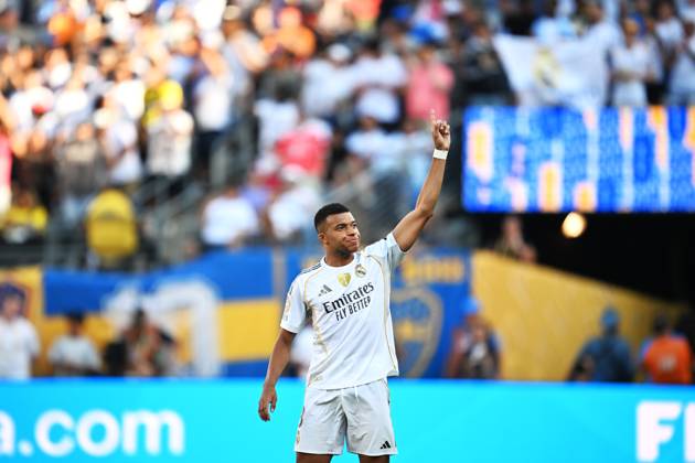 (250706) -- NEW JERSEY, July 6, 2025 -- Kylian Mbappe of Real Madrid celebrates a goal during the quarterfinal match between Real Madrid (Spain) and Borussia Dortmund (Germany) at the FIFA Club World Cup 2025 in New Jersey, the United States, July 5, 2025. ) (SP)U.S.-NEW JERSEY-FOOTBALL-FIFA CLUB WORLD CUP-QUARTERFINALS-REAL MADRID VS BORUSSIA DORTMUND WuxXiaoling