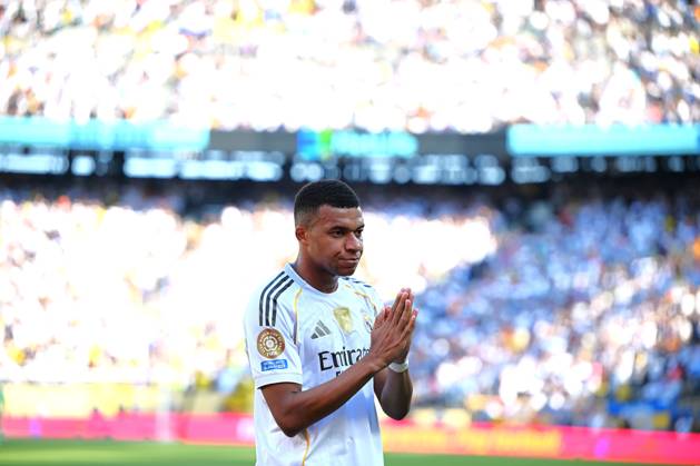 (250706) -- NEW JERSEY, July 6, 2025 -- Kylian Mbappe of Real Madrid celebrates a goal during the quarterfinal match between Real Madrid (Spain) and Borussia Dortmund (Germany) at the FIFA Club World Cup 2025 in New Jersey, the United States, July 5, 2025. ) (SP)U.S.-NEW JERSEY-FOOTBALL-FIFA CLUB WORLD CUP-QUARTERFINALS-REAL MADRID VS BORUSSIA DORTMUND WuxXiaoling