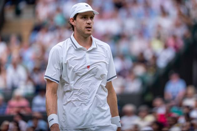 2025-07-06 Wimbledon 2025 LONDON, ENGLAND - JULY 6: Nicolas Jarry of Chile during Wimbledon 2025 at All England Lawn Tennis & Croquet Club on July 6, 2025 in London, England. London All England Lawn Tennis & Croquet Club England Content not available for redistribution in The Netherlands directly or indirectly through any third parties. Copyright: xMarleenxFouchierx