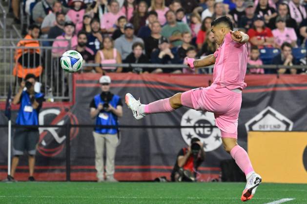 July 9, 2025; Foxborough, Massachusetts, USA; Inter Miami forward Luis Suarez (9) shoots the ball against the New England Revolution during the second half at Gillette Stadium. CSM Foxborough USA - ZUMAc04_ 20250709_zma_c04_102 Copyright: xEricxCanhax