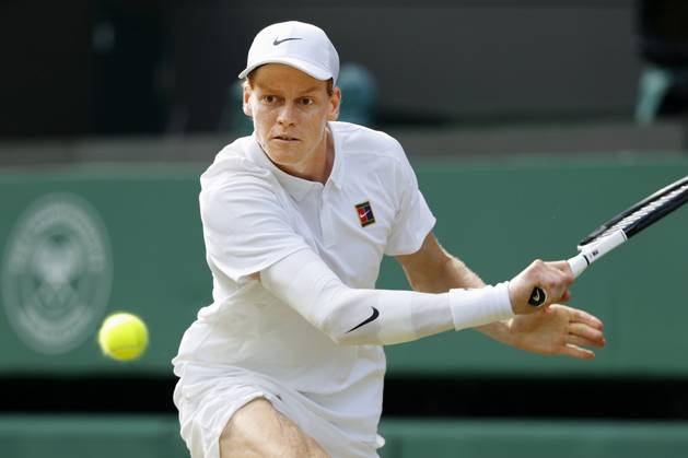 Tennis: Wimbledon championships Jannik Sinner of Italy plays against Ben Shelton of the United States in the men s singles quarterfinals at the Wimbledon tennis tournament in London on July 9, 2025.  A14AA0004717646P