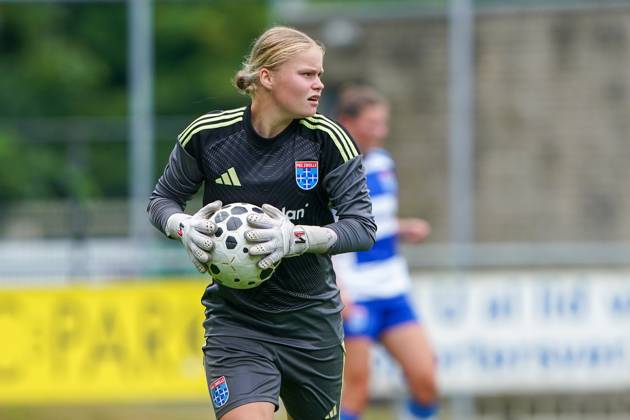 2025-07-11 PEC Zwolle Women v Bayer Leverkusen Women - Pre-season friendly WEZEP, NETHERLANDS - JULY 11: Noa Tissingh of PEC Zwolle during the Pre-season friendly match between PEC Zwolle Women and Bayer Leverkusen Women at Sportpark Mulderssingel on July 11, 2025 in Wezep, Netherlands. Wezep Sportpark Mulderssingel Netherlands Content not available for redistribution in The Netherlands directly or indirectly through any third parties. Copyright: xAndrexWeeningx