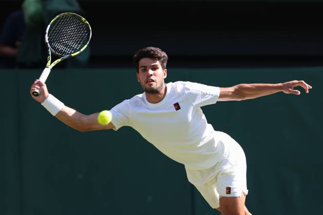 Carlos Alcaraz ESP , Mens Singles, Gentlemen s Singles Tennis Wimbledon 2025 Grand Slam ITF ATP WTA AELTC London Great Britain 11 July 2025 Copyright: xJuergenxHasenkopfx