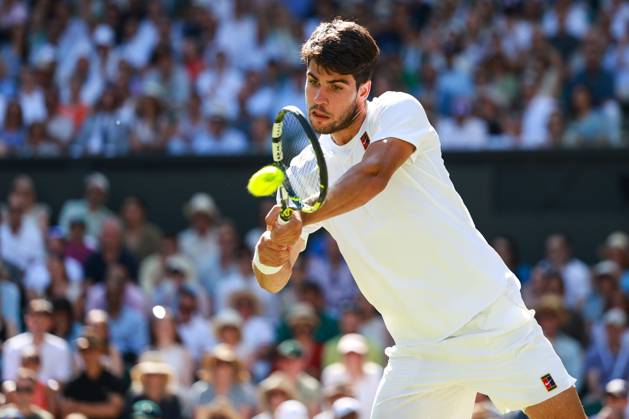 Carlos Alcaraz ESP , Mens Singles, Gentlemen s Singles Tennis Wimbledon 2025 Grand Slam ITF ATP WTA AELTC London Great Britain 11 July 2025 Copyright: xJuergenxHasenkopfx