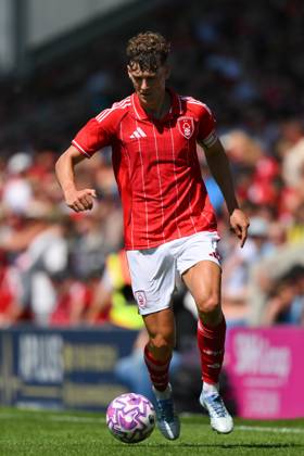 Chesterfield v Nottingham Forest - Pre-Season Friendly Ryan Yates of Nottingham Forest is in action during the pre-season friendly match between Chesterfield and Nottingham Forest at the SMH Group Stadium in Chesterfield, England, on July 12, 2025. Chesterfield Derbyshire United Kingdom Copyright: xMIxNewsx originalFilename:fletcher-chesterf250712_npCb4