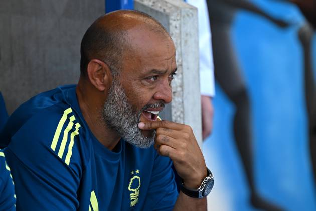 Chesterfield v Nottingham Forest - Pre-Season Friendly Nuno Espirito Santo, Nottingham Forest head coach, looks on during the pre-season friendly match between Chesterfield and Nottingham Forest at the SMH Group Stadium in Chesterfield, England, on July 12, 2025. Chesterfield Derbyshire United Kingdom Copyright: xMIxNewsx originalFilename:fletcher-chesterf250712_npMeU