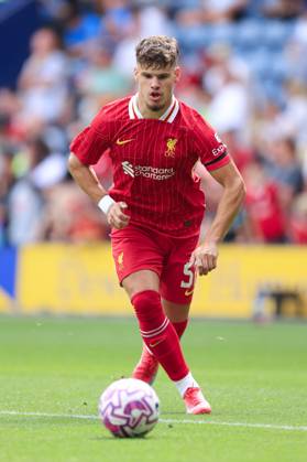 Fußball Vorsaison-Freundschaftsspiel Preston North End gegen Liverpool 13. Juli 2025 Vorsaison-Freundschaftsspiel Preston North End gegen Liverpool Milos Kerkez von Liverpool Foto Simon Stacpoole Abseits Preston UK  Copyright: xSimonxStacpoolexOffside