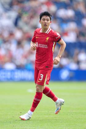 Fußball Vorsaison-Freundschaftsspiel Preston North End gegen Liverpool 13. Juli 2025 Vorsaison-Freundschaftsspiel Preston North End gegen Liverpool Wataru Endo von Liverpool Foto Simon Stacpoole Abseits Preston UK  Copyright: xSimonxStacpoolexOffside