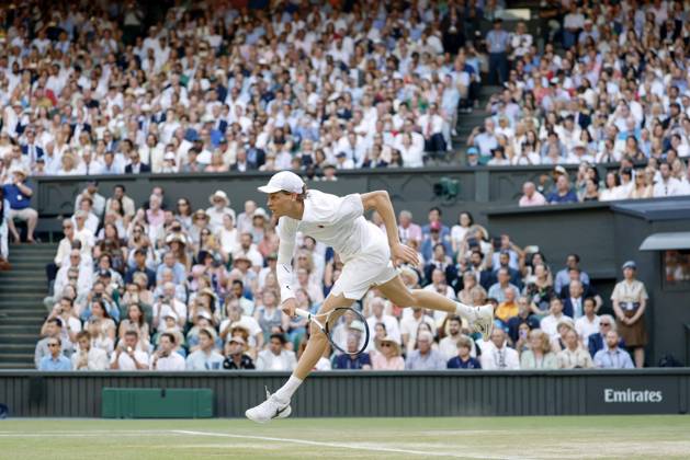 Tennis: Wimbledon championships Jannik Sinner of Italy plays against Carlos Alcaraz of Spain in the men s singles final at the Wimbledon tennis tournament in London on July 13, 2025.  A14AA0004721898P