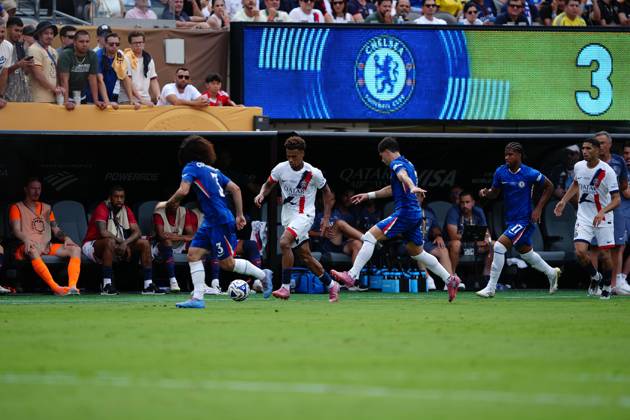 Medal ceremony for players of chelsea and psg :fifa club world cup 2925. (spo) medal ceremony for players of chelsea and psg :fifa club world cup 2925. July 13, 2025, new jersey, usa: medal ceremony of finalists of fifa club world cup 2025 presented by us president donald trump and fifa president gianni infantino after soccer match between chelsea and psg valid for the finals of fifa club world cup 2025 at metlife stadium in new jersey. Chelsea won 3-0. (Foto: Briant Mendez Thenews2 imago images) SPO Copyright: xBriantxmendezx