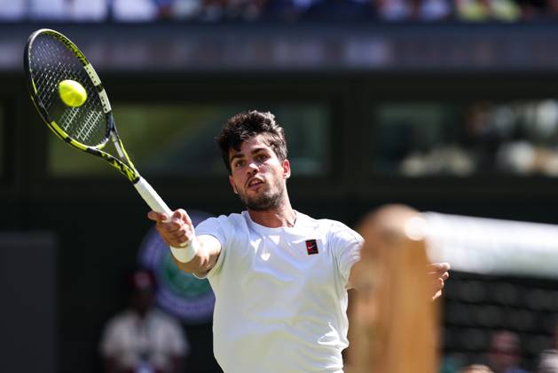 Carlos Alcaraz ESP , Mens Singles, Gentlemen s Singles Tennis Wimbledon 2025 Grand Slam ITF ATP WTA AELTC London Great Britain 11 July 2025 Copyright: xJuergenxHasenkopfx