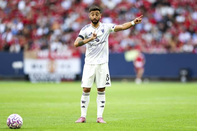 Manchester United, ManU FC v Leeds United FC, Pre-Season Friendly, Stockholm Manchester United midfielder Bruno Fernandes (8) gestures during the Manchester United FC v Leeds United FC Pre-Season Friendly match at the Strawberry Arena, Stockholm, Sweden on 19 July 2025 Credit: Phil Duncan Every Second Media Editorial use only. All images are copyright Every Second Media Limited. No images may be reproduced without prior permission. Copyright: xIMAGO EveryxSecondxMediax ESM-1534-0016 PhilxDuncanx xEveryxSecondxMediax