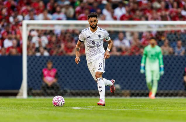 250719 Bruno Fernandes of Manchester United during the friendly football match between Manchester United and Leeds United on July 19, 2025 in Stockholm Photo Tobias Sterner BILDBYRAN COP 254 TS0371 fotboll football soccer fotball träningsmatch friendly match manchester united leeds united bbeng Copyright: TOBIASxSTERNER BB250719TS033