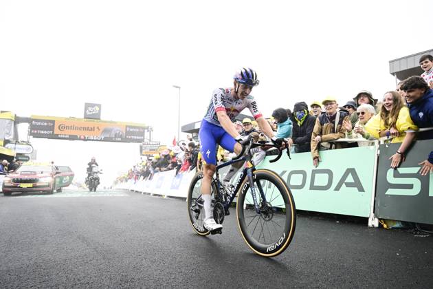 German Florian Lipowitz of RedBull-BORA-hansgrohe crosses the finish line of stage 14 of the 2025 Tour de France cycling race, from Pau to Luchon-Superbagneres (183 km), on Saturday 19 July 2025 in France. The 112th edition of the Tour de France starts on Saturday 5 July in Lille, France, and will finish in Paris, France on the 27th of July. DIRKxWAEM  x129569985x