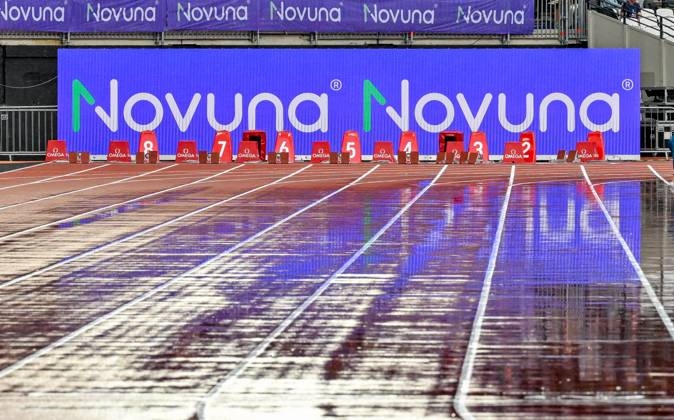 Novuna London Athletics Meet, London, UK. 19 July 2025. London, UK, 19 July 2025. The home straight during the rain at the Novuna London Athletics Meet 2025, part of the Wanda Diamond League at London Stadium, Queen Elizabeth Park, London, UK., Credit:Lee Floyd Avalon UK, London, London Stadium, Queen Elizabeth  Copyright: xLeexFloydx xAvalonx 1023708152