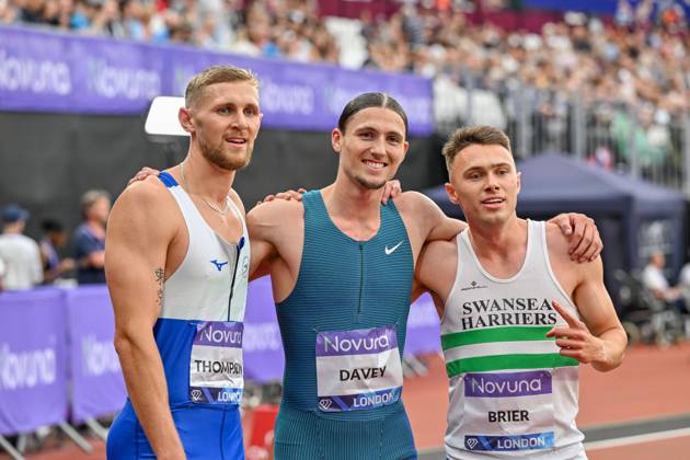 Novuna London Athletics Meet, London, UK. 19 July 2025. London, UK, 19 July 2025. Mens 400m National, 1 DAVEY Lewis GBR, 2 THOMPSON Lee GBR,. 3 BRIER Joseph during the Novuna London Athletics Meet 2025, part of the Wanda Diamond League at London Stadium, Queen Elizabeth Park, London, UK., Credit:Lee Floyd Avalon UK, London, London Stadium, Queen Elizabeth  Copyright: xLeexFloydx xAvalonx 1023708251