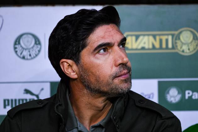 Palmeiras x Atlético MG SaO PAULO, SP - 20.07.2025: PALMEIRAS X ATLà TICO MG - Abel Ferreira, Palmeiras coach during the match between Palmeiras x Atlà tico MG, valid for the fifteenth round of the 2025 Brazilian Football Championship, this Sunday, (20) at Allianz Parque, SP. (Photo: Roberto Casimiro Fotoarena) x2773512x RobertoxCasimiro