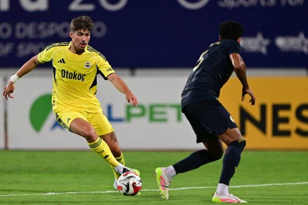 Uniao de Leiria v Fenerbahce - Friendlies ALBUFEIRA, PORTUGAL - JULY 20: Yusuf Akcicek of Fenerbahce in action during a pre-season preparation match between Fenerbahce and Uniao de Leiria at Estadio Municipal de Albufeira in Albufeira, Portugal on July 20, 2025. Serhat Cagdas Anadolu Albufeira Portugal. Editorial use only. Please get in touch for any other usage. Copyright: x2025xAnadoluxSerhatxCagdasx