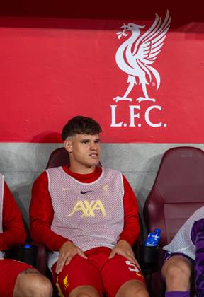 Football - Pre-Season - Liverpool FC v AC Milan HONG KONG - Saturday, July 26, 2025: Liverpool s Milos Kerkez during the Hong Kong Football Festival 2025 pre-season match against AC Milan at the Kai Tak Stadium in Hong Kong on Day Six of the club s Asia Tour. (Photo by David Rawcliffe Propaganda) HONG KONG Kai Tak Stadium HONG KONG CHINA Copyright: xPropagandaxPhotoxAgencyx P2025-07-26-Liverpool_AC_Milan-108