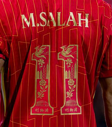 Football - Pre-Season - Liverpool FC v AC Milan HONG KONG - Saturday, July 26, 2025: Liverpool s Mohamed Salah, with numbers designed with Chinese symbols, during the Hong Kong Football Festival 2025 pre-season match between Liverpool FC and AC Milan at the Kai Tak Stadium. (Photo by David Rawcliffe Propaganda) HONG KONG Kai Tak Stadium HONG KONG CHINA Copyright: xPropagandaxPhotoxAgencyx 2025-07-26-130-Liverpool_AC_Milan