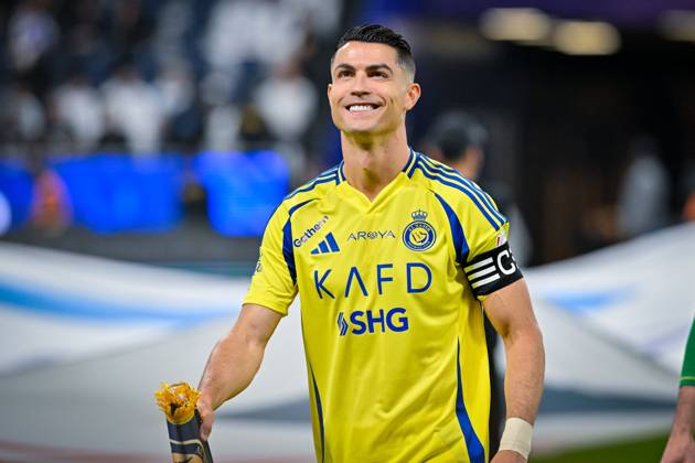 Al Hilal v Al Nassr - Saudi Pro League RIYADH, SAUDI ARABIA - APRIL 04: Cristiano Ronaldo of Al Nassr before the Saudi Pro League match between Al Hilal v Al Nassr in the Kingdom Arena on April 04, 2025 in Riyadh, Saudi Arabia. Riyad Suudi Arabistan. Editorial use only. Please get in touch for any other usage.  Copyright: x2025xAnadoluxMohammedxSaadx