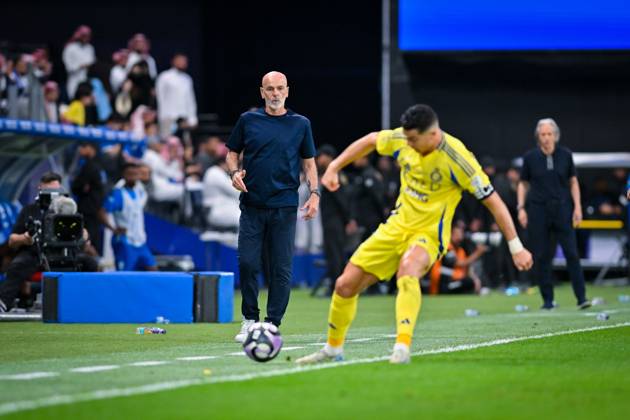 Al Hilal v Al Nassr - Saudi Pro League RIYADH, SAUDI ARABIA - APRIL 04: Al Nassr head coach Stefano Pioli during the Saudi Pro League match between Al Hilal v Al Nassr in the Kingdom Arena on April 04, 2025 in Riyadh, Saudi Arabia. Riyad Suudi Arabistan. Editorial use only. Please get in touch for any other usage.  Copyright: x2025xAnadoluxMohammedxSaadx