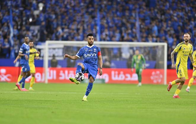 Al Hilal v Al Nassr - Saudi Pro League RIYADH, SAUDI ARABIA - APRIL 04: Salem Al-Dawsari of Al Hilal competes during the Saudi Pro League match between Al Hilal v Al Nassr in the Kingdom Arena on April 04, 2025 in Riyadh, Saudi Arabia. Riyad Suudi Arabistan. Editorial use only. Please get in touch for any other usage.  Copyright: x2025xAnadoluxMohammedxSaadx