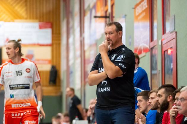 Handball I Men I Season 2025 2026 I Test match I TVB Stuttgart BSV Bern I 28 07 2025 Coach Misha Kaufmann TVB Stuttgart Gemeindehalle Bittenfeld Waiblingen Baden Württemberg Germany Copyright: xLobeca MaxxPetershansx