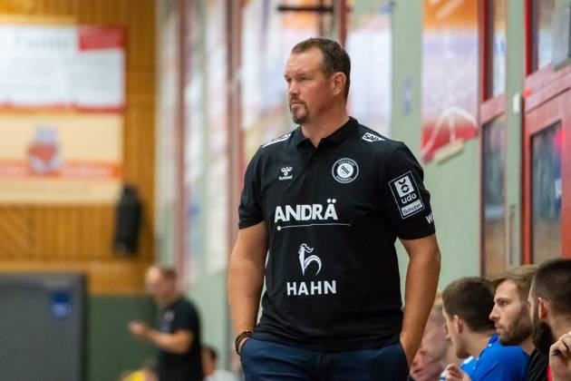 Handball I Men I Season 2025 2026 I Test match I TVB Stuttgart BSV Bern I 28 07 2025 Coach Misha Kaufmann TVB Stuttgart Gemeindehalle Bittenfeld Waiblingen Baden Württemberg Germany Copyright: xLobeca MaxxPetershansx