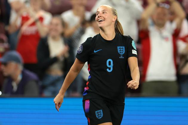 Geneva, Switzerland, 22nd July 2025. Beth Mead of England reacts following the final whistle of the England Women vs Italy Women UEFA Women s Euro semi final match at Stade De Geneve, Geneva. Picture credit should read: Jonathan Moscrop Sportimage EDITORIAL USE ONLY. No use with unauthorised audio, video, data, fixture lists, club league logos or live services. Online in-match use limited to 120 images, no video emulation. No use in betting, games or single club league player publications. SPI_079_JM_ENG_ITA_FEMM SPI-4027-0078