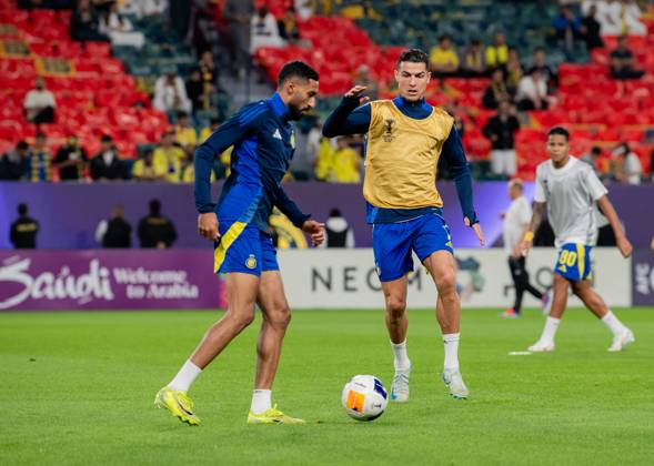Al-Nassr v Esteghlal - AFC Champions League RIYADH, SAUDI ARABIA - MARCH 10: Cristiano Ronaldo of Al-Nassr warms up ahead of AFC Champions League Elite football match between Al-Nassr and Esteghlal at Al-Awwal Park in Riyadh, Saudi Arabia on March 10, 2025. Riyad Suudi Arabistan. Editorial use only. Please get in touch for any other usage.  Copyright: x2025xAnadoluxMohammedxSaadx