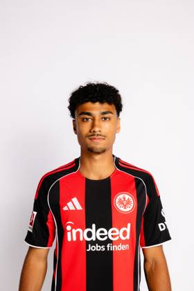 Nathaniel Brown - Eintracht Frankfurt, Porträttermin 2025 2026, GER Eintracht Frankfurt, Porträttermin 2025 2026, GER