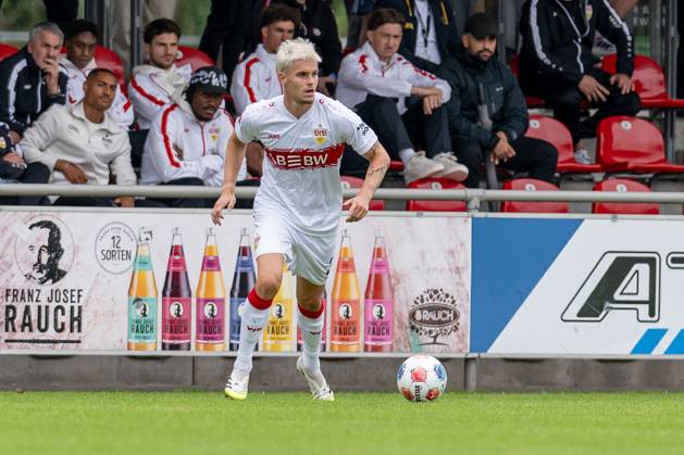 Ramon Hendriks VfB Stuttgart, 3 GER, VfB Stuttgart vs Toulouse FC, Football, Test match, Season 2025 2026, 02 08 2025 DFL DFB REGULATIONS PROHIBIT ANY USE OF PHOTOGRAPHS as IMAGE SEQUENCES and or QUASI VIDEO GER, VfB Stuttgart vs Toulouse FC, Football, Test match, Season 2025 2026, 02 08 2025 Heimstetten Copyright: xEibner-Pressefoto FranzxFeinerx EP_HFR