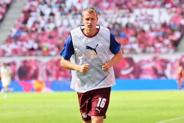 RB Leipzig Bergamo Test Match Leipzig, 02 08 2025, Red Bull Arena, Soccer, Test Match , RB Leipzig DEU vs Atalanta Bergamo ITA 1 2 1 0 , In the picture Lukas Klostermann 16, RB Leipzig ,