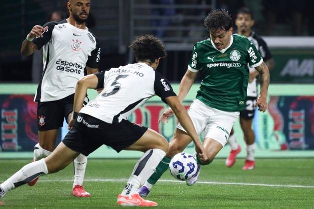 Palmeiras and Corinthians in the round of 16 of the Copa do Brasil Mauricio of Palmeiras during the match against Corinthians in the second leg of the round of 16 of the Copa do Brasil, at Allianz Parque, west of Sao Paulo, this Wednesday, the 6th. SoO PAULO SoO PAULO BRAZIL Copyright: xMarinaxUezimax