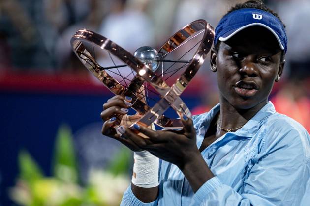 Victoria Mboko Canada after her first title of her career at the WTA Masters 1000 de MontrÃ al on IGA Centre Court against Naomi Osaka Japan TENNIS WTA 1000 NATIONAL BANK OPEN 2025 FINALE MBOKO OSAKA IGA STADIUM MONTREAL CANADA 07 08 2025 Montassar Yazidi PRESSE SPORTS MONTREAL IGA STADIUM Canada GermanyxJapanxUKxFrancexBelgiumxOUT  Copyright: xMontassarxYazidi PRESSExSPORTSx
