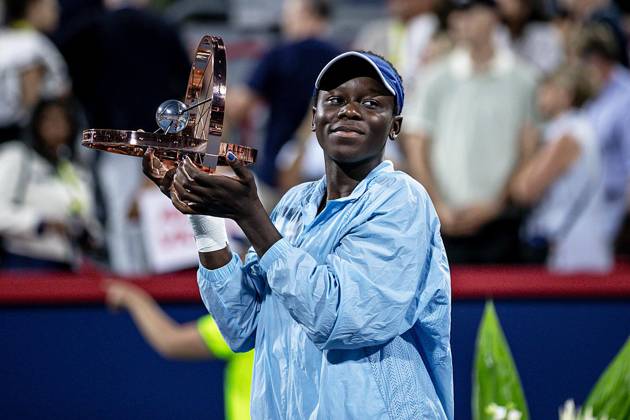 Victoria Mboko Canada after her first title of her career at the WTA Masters 1000 de MontrÃ al on IGA Centre Court against Naomi Osaka Japan TENNIS WTA 1000 NATIONAL BANK OPEN 2025 FINALE MBOKO OSAKA IGA STADIUM MONTREAL CANADA 07 08 2025 Montassar Yazidi PRESSE SPORTS MONTREAL IGA STADIUM Canada GermanyxJapanxUKxFrancexBelgiumxOUT  Copyright: xMontassarxYazidi PRESSExSPORTSx