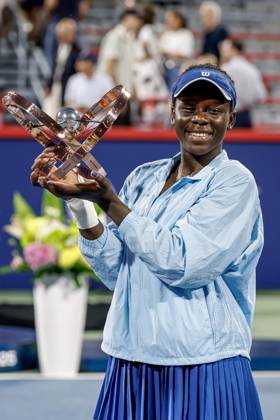 Victoria Mboko Canada after her first title of her career at the WTA Masters 1000 de MontrÃ al on IGA Centre Court against Naomi Osaka Japan TENNIS WTA 1000 NATIONAL BANK OPEN 2025 FINALE MBOKO OSAKA IGA STADIUM MONTREAL CANADA 07 08 2025 Montassar Yazidi PRESSE SPORTS MONTREAL IGA STADIUM Canada GermanyxJapanxUKxFrancexBelgiumxOUT  Copyright: xMontassarxYazidi PRESSExSPORTSx