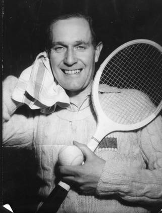 Tennis u B Z Gottfried from Cramm Germany , Portrait 1949 ATTENTION date estimated !ACHTUNG AUFNAHMEDATUM GESCHÄTZT!