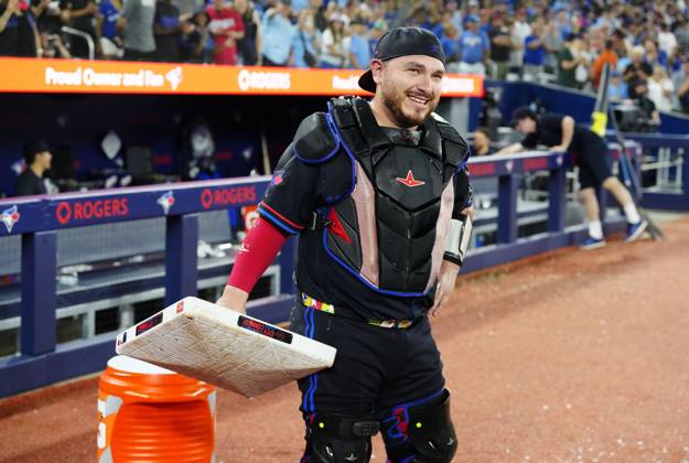 August 15, 2025, Toronto, On, Canada: Toronto Blue Jays catcher Alejandro Kirk reacts after being doused by Vladimir Guerrero Jr. after defeating the Texas Rangers in MLB, Baseball Herren, USA baseball action in Toronto on Friday, August 15, 2025. Canada News - August 15, 2025 - ZUMAc35_ 20250815_zaf_c35_187 Copyright: xFrankxGunnx
