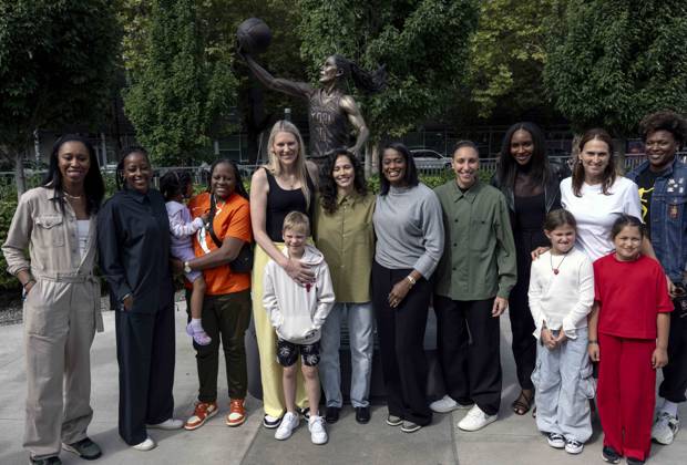 Basketball, WNBA, Seattle Storm, Sue Bird honoured with statue
