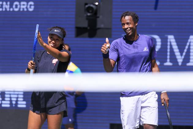 August 19, 2025, Flushing Meadows, New York, USA: Naomi Osaka and Gael Monfils cheer a point during a mix doubles match against Caty McNally and Lorenzo Musetti at the 2025 US Open at USTA Billie Jean King National Tennis Center on Tuesday August 19, 2025 in the Flushing neighborhood of the Queens borough of New York City. JAVIER ROJAS PI Flushing Meadows USA - ZUMAp124 20250819_zaa_p124_006 Copyright: xJavierxRojasx