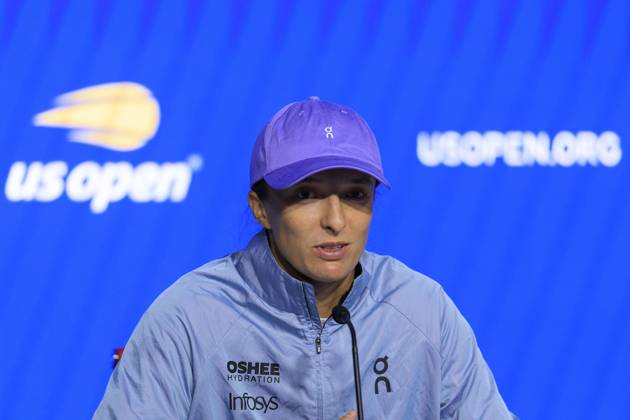 August 19, 2025, Flushing Meadows, New York, USA: Iga Swiatek (in photo) and Casper Ruud during a press conference, PK, Pressekonferenz after winning their mix doubles match against Caty McNally and Lorenzo Musetti at the 2025 US Open at USTA Billie Jean King National Tennis Center on Tuesday August 19, 2025 in the Flushing neighborhood of the Queens borough of New York City. JAVIER ROJAS PI Flushing Meadows USA - ZUMAp124 20250819_zaa_p124_049 Copyright: xJavierxRojasx