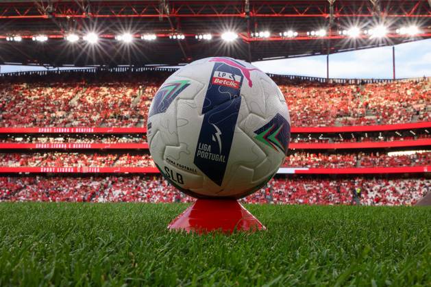 Portugal, Lisbon 2025 08 12 xJFx second leg third qualifying round Uefa Champions League 2025 26 , S L Benfica OGC Nice v l , symbol photo, symbol image Puma Liga Portugal Ball Orbita Copyright: JoaquimxFerreira