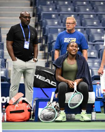 FLUSHING NY- AUGUST 21: Coco Gauff is seen on the practice court with her coach Corey Gauff and Gavin MacMillan on Arthur Ashe Stadium at the USTA Billie Jean King National Tennis Center on August 21, 2025 in Flushing Queens. Copyright: xmpi04x